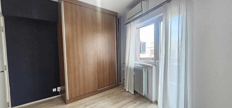 Inchiriere apartament 4 camere, Calea Victoriei - Teatrul Odeon / Parcare